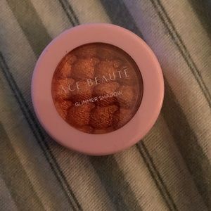 Ace Beaute glimmer shadow